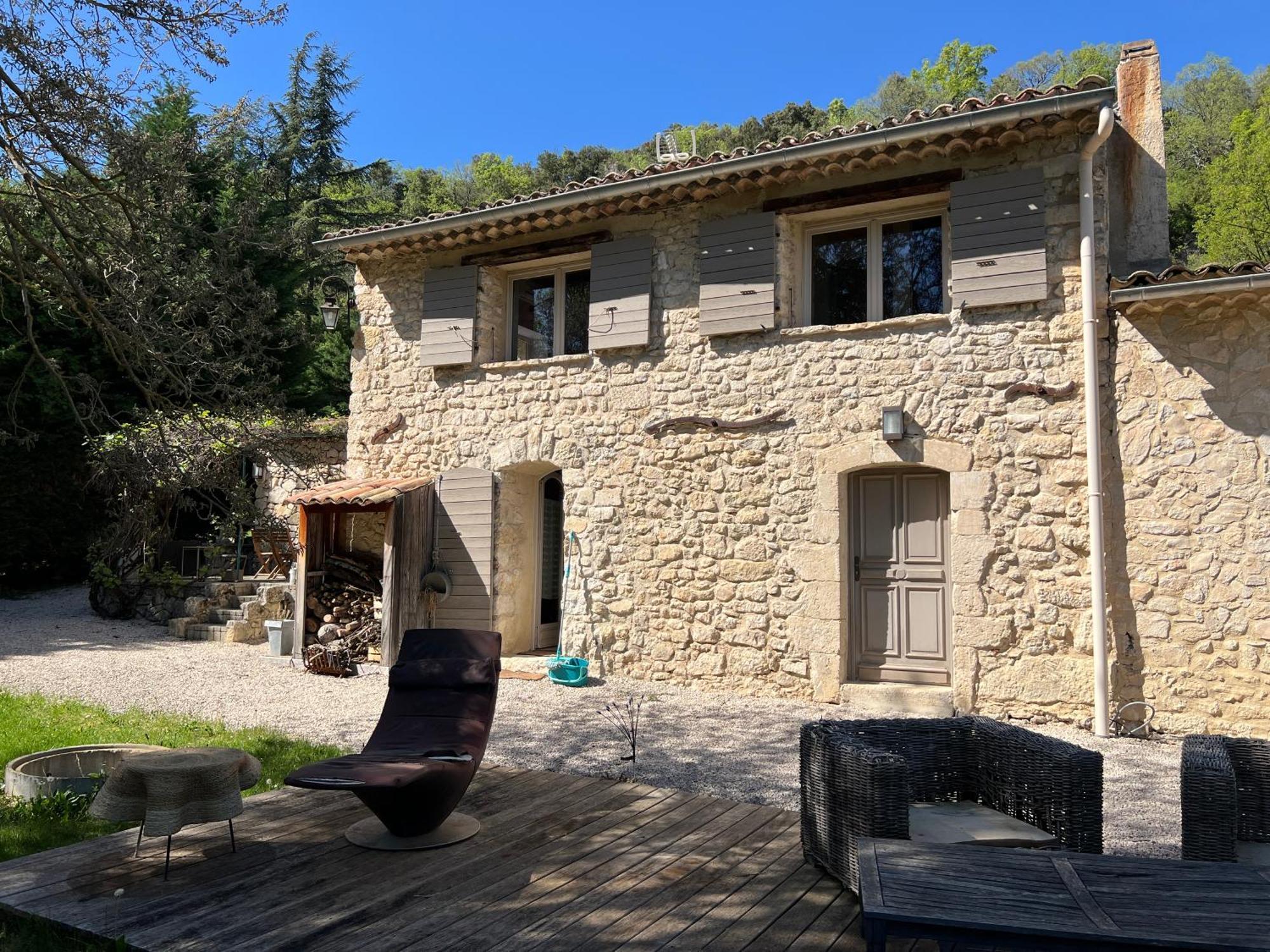 Gite Nature En Luberon Céreste Exterior photo